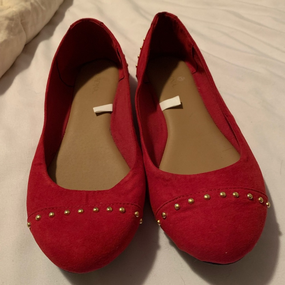 Merons red flats